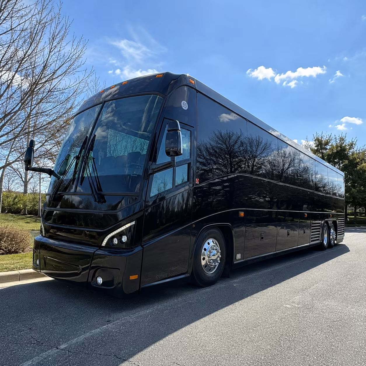 for quick and easy airport transfers compare shuttle buses from simi valley